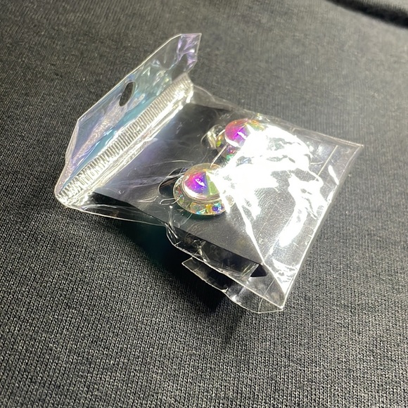 11mm Crystal AB - Dance / Cheer / Beauty Pageant Competition Stud earrings - Picture 15 of 15